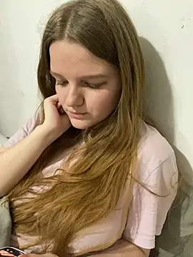 -MimmiLissa- online show from 12/13/24, 02:38