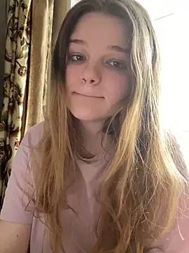 Snapshot of -MimmiLissa- chatting on 03/08/26, 11:58 -MimmiLissa- online show from 03/08/26, 11:58