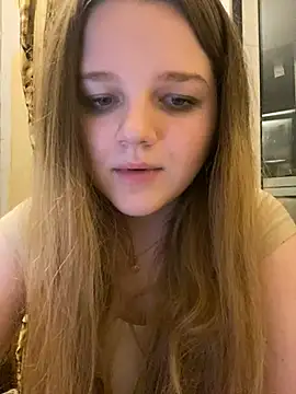 Snapshot of -MimmiLissa- chatting on 03/13/26, 12:28 -MimmiLissa- online show from 03/13/26, 12:28