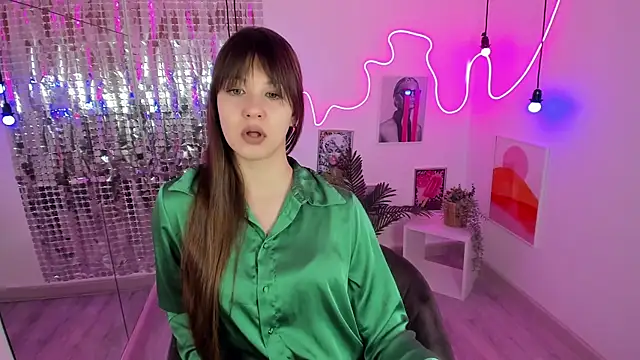 ElizaMild online show from 01/28/25, 01:16