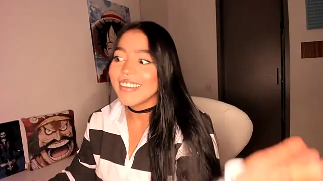 Snapshot of Naiara_sex chatting on 02/02/25, 04:05 Naiara sex online show from 02/02/25, 04:05