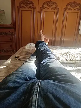 Snapshot of Bobby967 chatting on 11/11/25, 09:31 Bobby967 online show from 11/11/25, 09:31