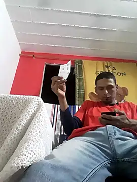 Snapshot of Sirius_5 chatting on 12/18/24, 04:20 Sirius 5 online show from 12/18/24, 04:20