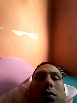 Snapshot of Sirius_5 chatting on 12/30/24, 04:29 Sirius 5 online show from 12/30/24, 04:29