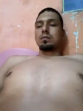 Snapshot of Sirius_5 chatting on 12/30/24, 11:17 Sirius 5 online show from 12/30/24, 11:17