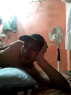 Snapshot of Sirius_5 chatting on 01/03/25, 12:22 Sirius 5 online show from 01/03/25, 12:22