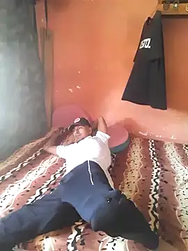 Snapshot of Sirius_5 chatting on 01/04/25, 07:13 Sirius 5 online show from 01/04/25, 07:13