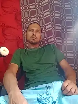 Snapshot of Sirius_5 chatting on 01/16/25, 04:07 Sirius 5 online show from 01/16/25, 04:07