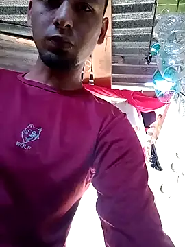 Snapshot of Sirius_5 chatting on 01/21/25, 04:16 Sirius 5 online show from 01/21/25, 04:16