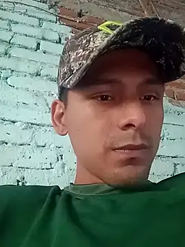 Snapshot of Sirius_5 chatting on 01/30/25, 05:06 Sirius 5 online show from 01/30/25, 05:06