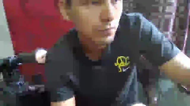 Snapshot of Sirius_5 chatting on 02/11/25, 08:20 Sirius 5 online show from 02/11/25, 08:20