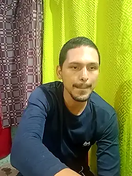 Snapshot of Sirius_5 chatting on 02/25/25, 05:19 Sirius 5 online show from 02/25/25, 05:19