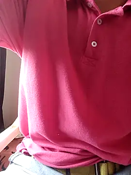 Snapshot of Sirius_5 chatting on 10/31/25, 08:54 Sirius 5 online show from 10/31/25, 08:54