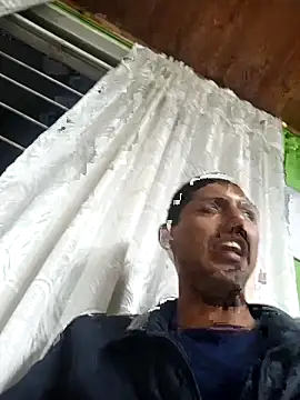 Snapshot of Sirius_5 chatting on 11/09/25, 02:54 Sirius 5 online show from 11/09/25, 02:54