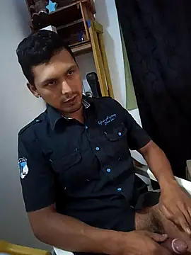 Snapshot of Sirius_5 chatting on 11/27/25, 06:37 Sirius 5 online show from 11/27/25, 06:37