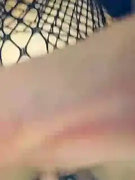 Snapshot of Bull8 chatting on 12/05/24, 11:51 Bull8 online show from 12/05/24, 11:51