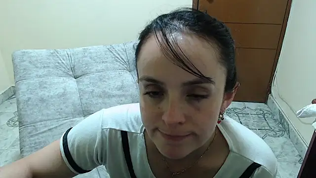 Snapshot of antara_hotgirl chatting on 02/24/25, 10:03 antara hotgirl online show from 02/24/25, 10:03