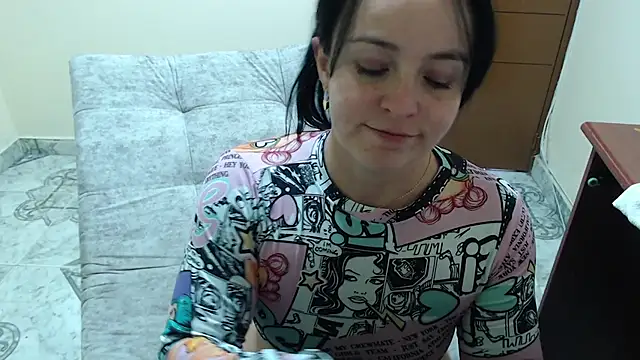 Snapshot of antara_hotgirl chatting on 09/30/25, 09:31 antara hotgirl online show from 09/30/25, 09:31