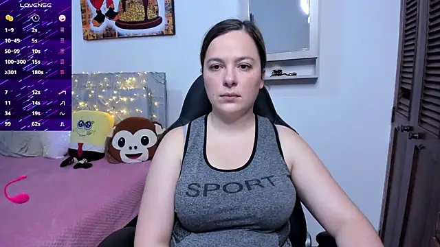 Snapshot of angelaagomez chatting on 11/27/25, 08:00 angelaagomez online show from 11/27/25, 08:00