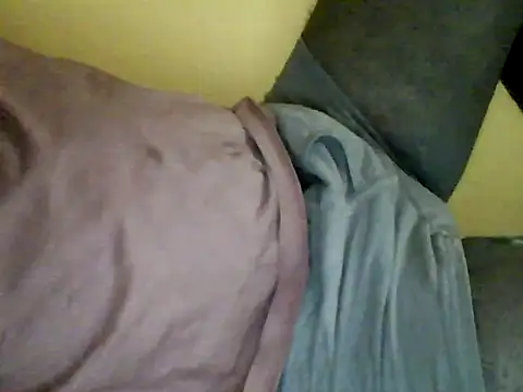 Snapshot of Indianguymohan chatting on 07/17/26, 05:07 Indianguymohan online show from 07/17/26, 05:07
