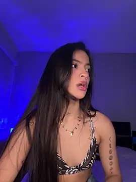 Snapshot of Sammy_pink chatting on 02/01/25, 01:23 Sammy pink online show from 02/01/25, 01:23