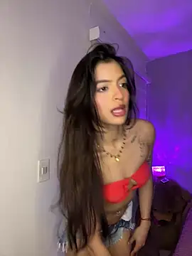 Snapshot of Sammy_pink chatting on 02/25/25, 10:50 Sammy pink online show from 02/25/25, 10:50