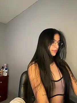 Snapshot of Sammy_pink chatting on 03/14/26, 10:37 Sammy pink online show from 03/14/26, 10:37