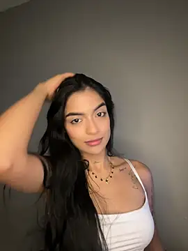 Snapshot of Sammy_pink chatting on 03/18/26, 10:57 Sammy pink online show from 03/18/26, 10:57