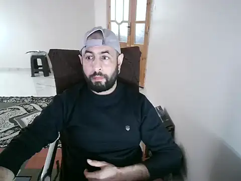 Snapshot of Billo-Maxx chatting on 02/12/26, 03:51 Billo-Maxx online show from 02/12/26, 03:51