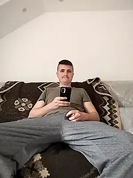 Snapshot of MrNoBoDy000 chatting on 04/02/26, 06:11 MrNoBoDy000 online show from 04/02/26, 06:11