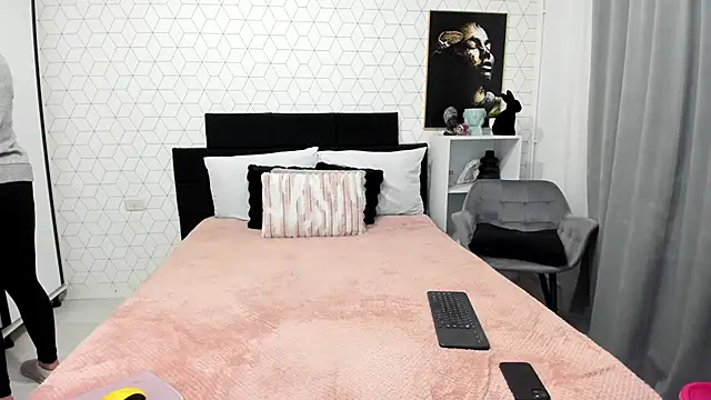 Snapshot of Heidix chatting on 01/08/26, 04:26 Heidix online show from 01/08/26, 04:26