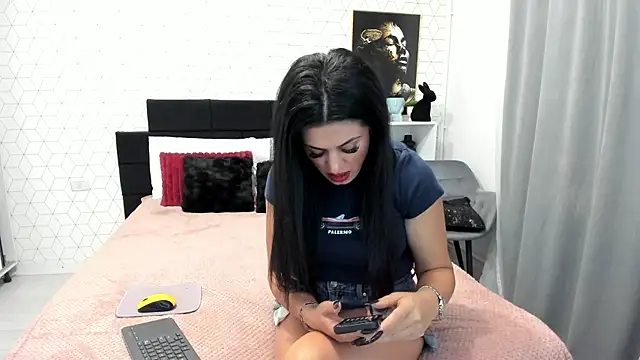 Heidix online show from 07/22/26, 03:20