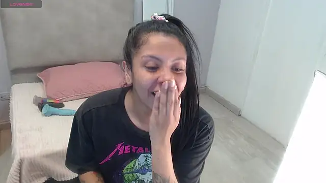 valevicious online show from 11/18/25, 09:08