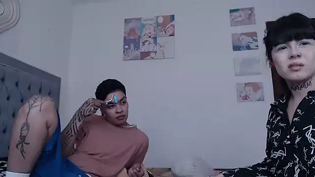 dulce maria x online show from 09/11/25, 07:03