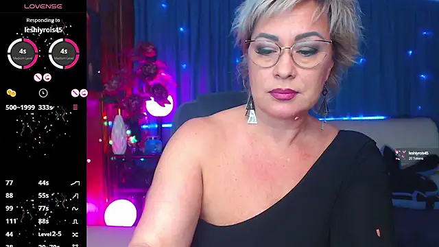 Ellen Ripley online show from 02/25/25, 03:16