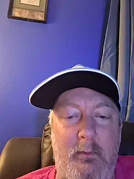 Snapshot of Emichael1983 chatting on 03/01/26, 05:04 Emichael1983 online show from 03/01/26, 05:04