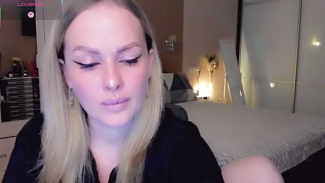 Snapshot of Libby_Nora chatting on 02/27/26, 09:20 Libby Nora online show from 02/27/26, 09:20