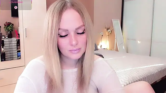 Snapshot of Libby_Nora chatting on 03/15/26, 10:10 Libby Nora online show from 03/15/26, 10:10