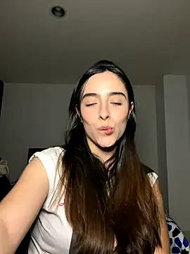 swrennn19 online show from 12/15/25, 11:09