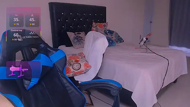 Snapshot of Red-Diamond chatting on 09/12/25, 11:21 Red-Diamond online show from 09/12/25, 11:21