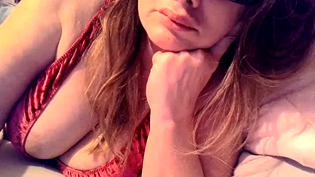 Snapshot of leadileo chatting on 03/22/25, 09:34 leadileo online show from 03/22/25, 09:34