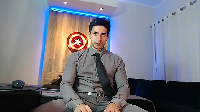 Andrew 4  online show from 12/03/24, 06:26