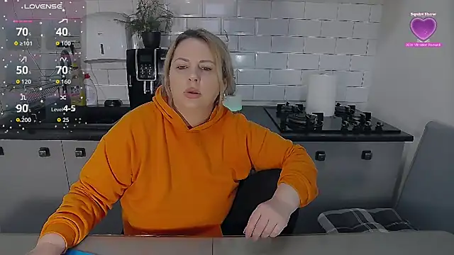 erikaerika online show from 02/21/26, 08:48