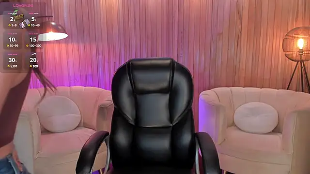 Snapshot of AmyDavis_ chatting on 12/06/24, 02:13 AmyDavis online show from 12/06/24, 02:13