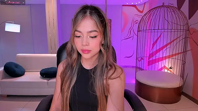 Snapshot of AmyDavis_ chatting on 02/28/25, 03:04 AmyDavis online show from 02/28/25, 03:04