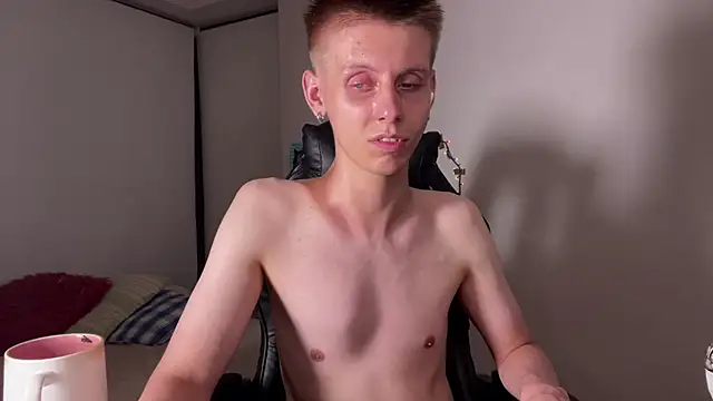 Snapshot of vladdymeow chatting on 01/05/25, 05:20 vladdymeow online show from 01/05/25, 05:20