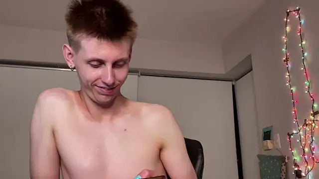 Snapshot of vladdymeow chatting on 01/12/25, 12:07 vladdymeow online show from 01/12/25, 12:07