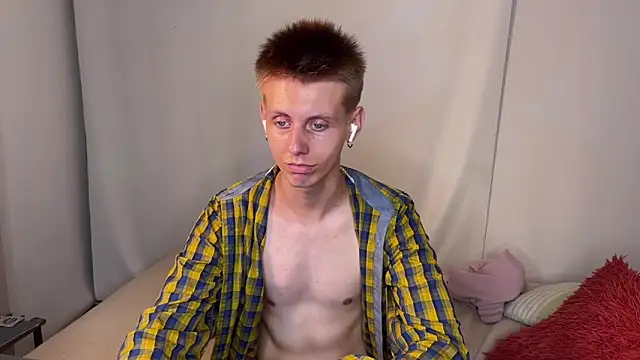 Snapshot of vladdymeow chatting on 01/18/25, 01:30 vladdymeow online show from 01/18/25, 01:30