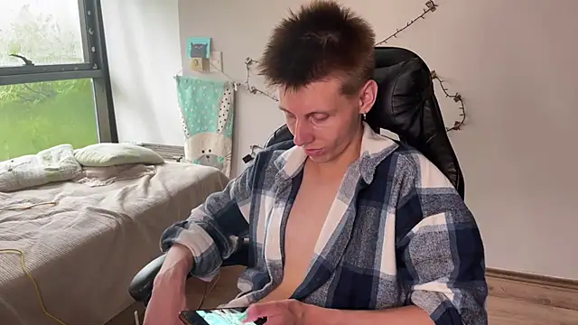 Snapshot of vladdymeow chatting on 02/05/25, 06:26 vladdymeow online show from 02/05/25, 06:26