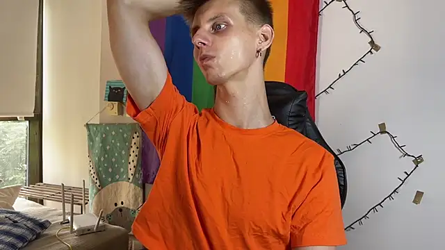 Snapshot of vladdymeow chatting on 03/22/25, 12:04 vladdymeow online show from 03/22/25, 12:04